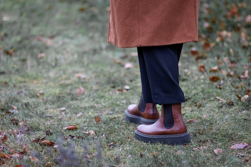 Alina Chelsea boots — Brown