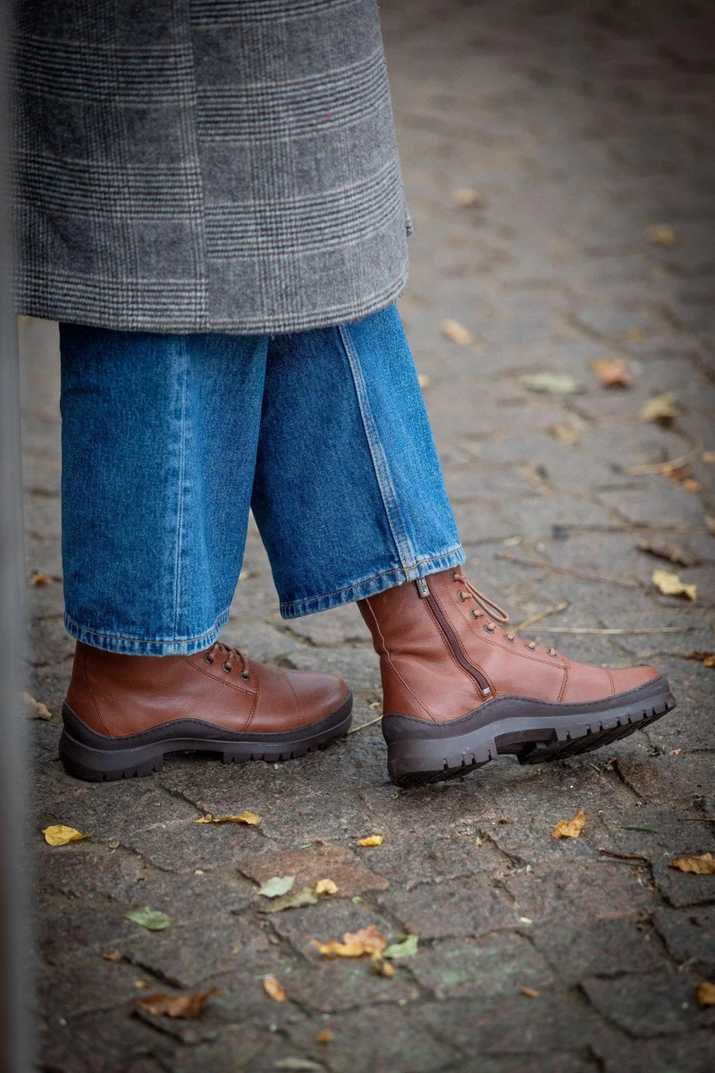 Lena Warm boots — Roasted brown