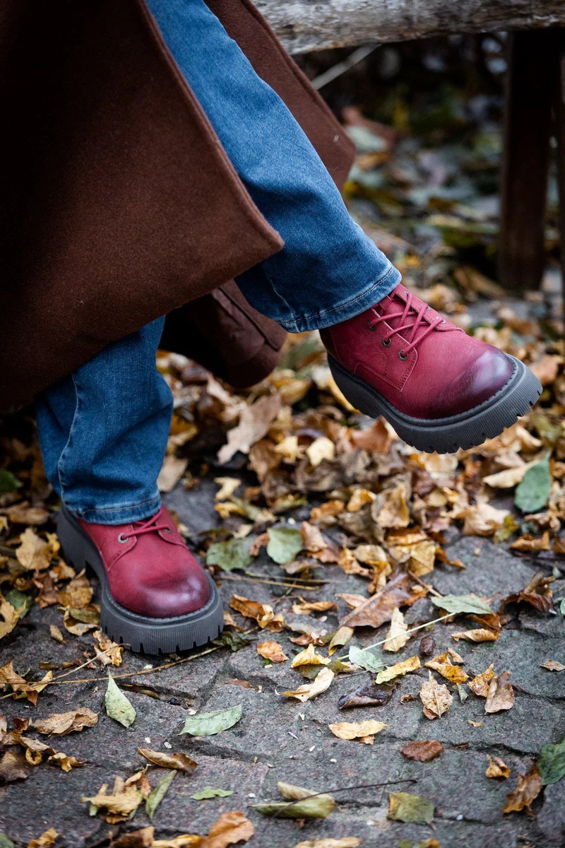 Pandora Chunky Laced boots — Sundried Tomato