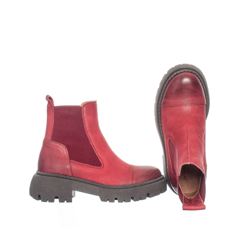Pandora Chunky Chelsea boots — Sundried Tomato