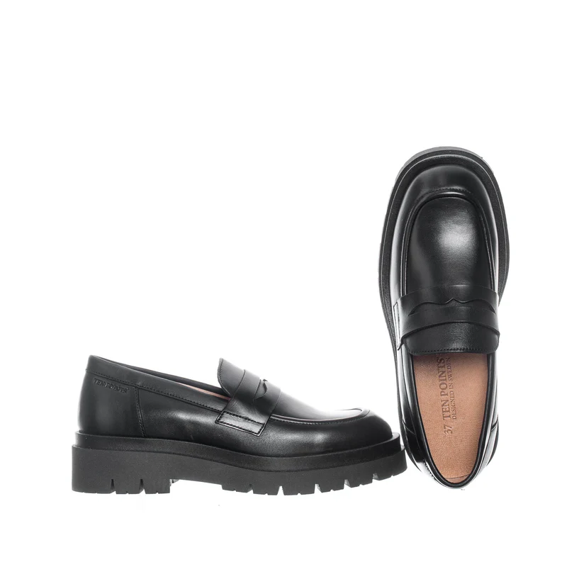 Margaret Loafers — Black