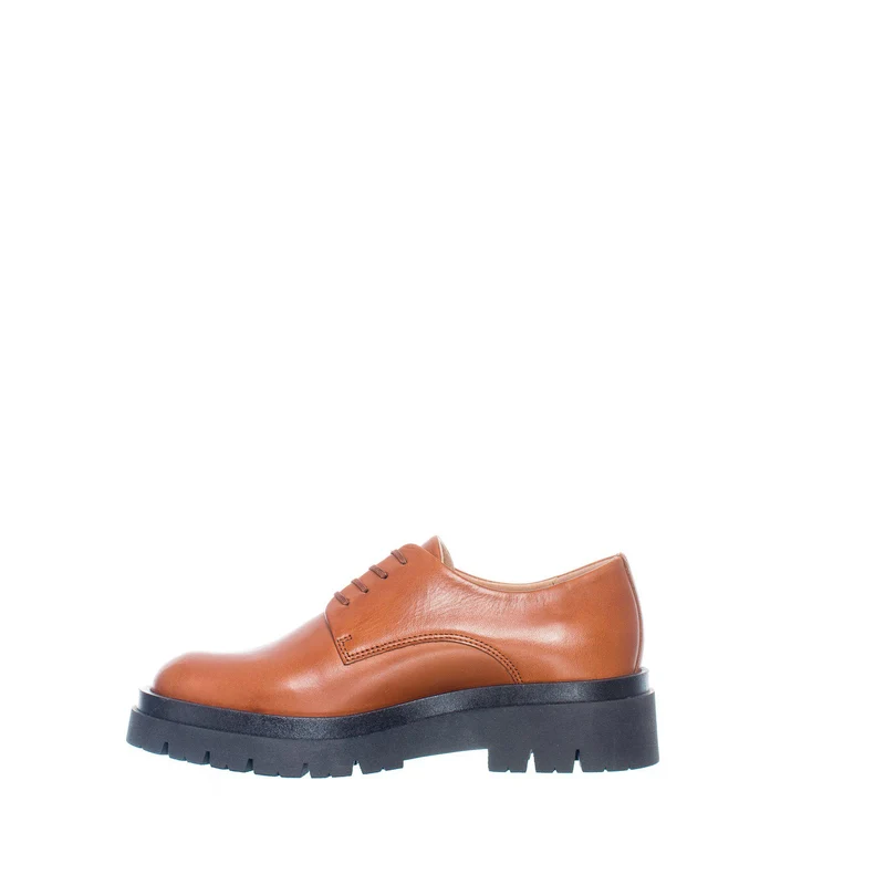 Margaret Laced shoes — Cognac