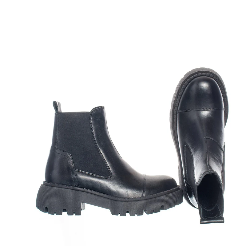 Pandora Chunky Chelsea boots — Black
