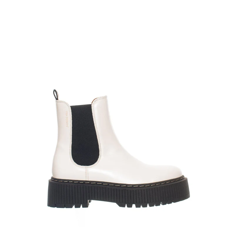 Alina Chelsea boots — Vanilla