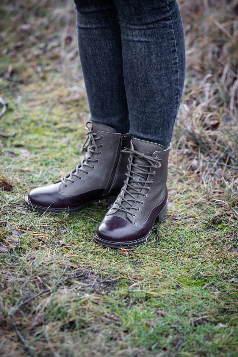 Pandora Laced boots — Green