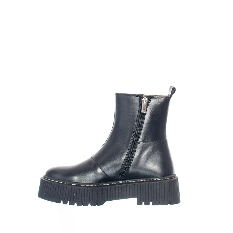 Alina Ankle boots — Black