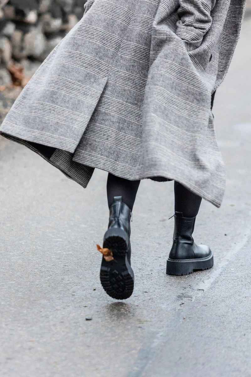 Alina Ankle boots — Black