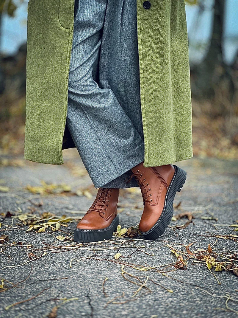 Alina Laced boots — Cognac