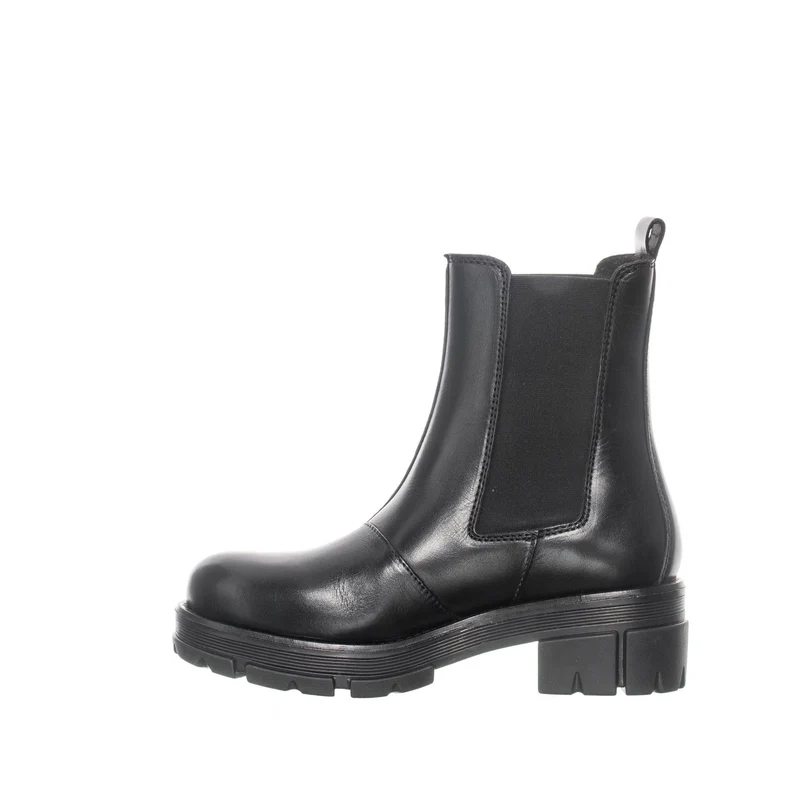 Cecilia Chelsea boots — Black