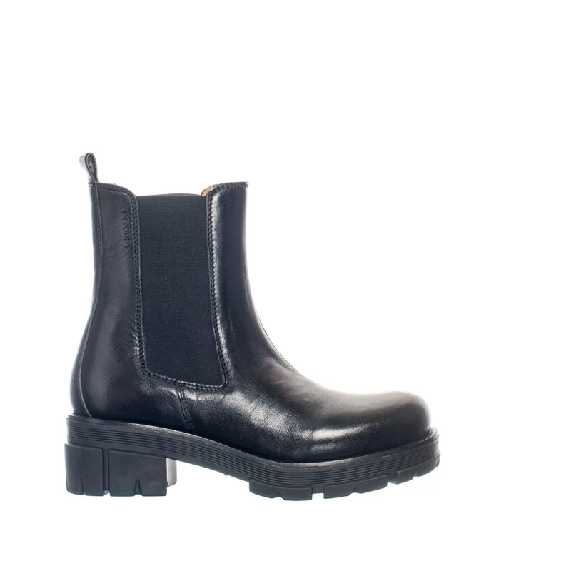 Cecilia Chelsea boots — Black