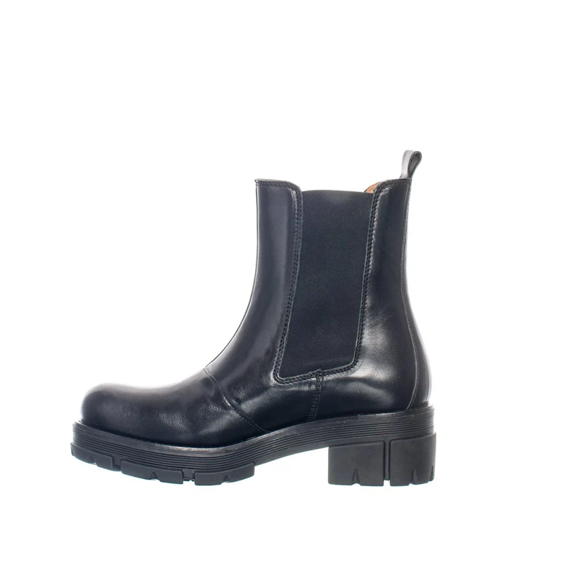 Cecilia Chelsea boots — Black
