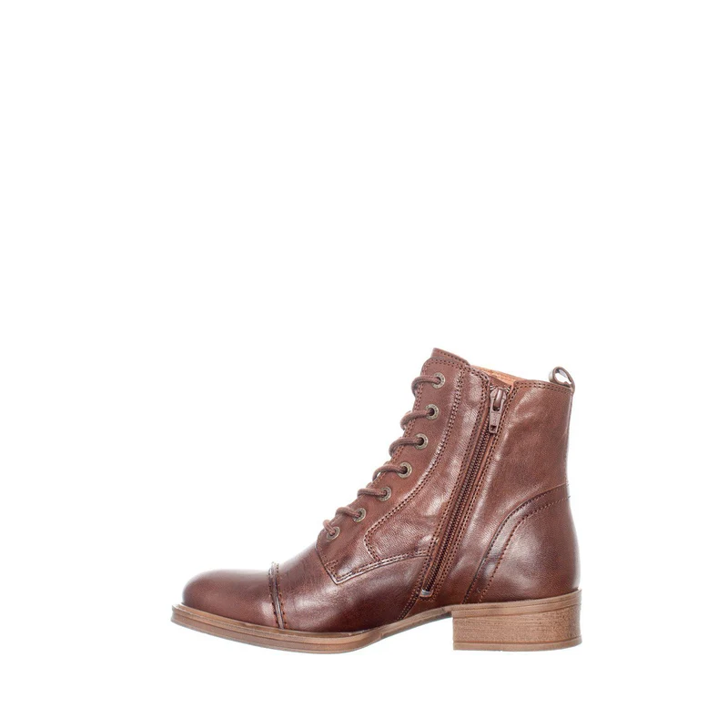 Pandora Laced boots — Chocolate