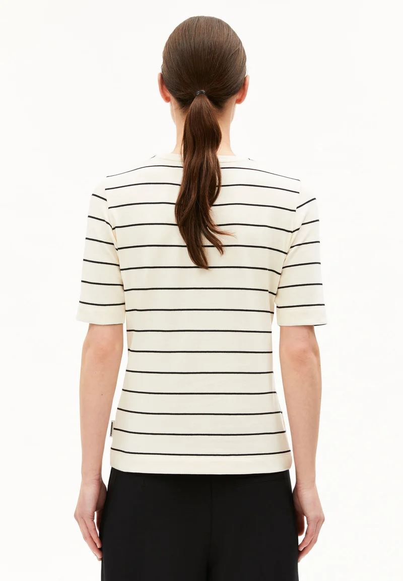 Jaanisara Fine Stripe T-shirt