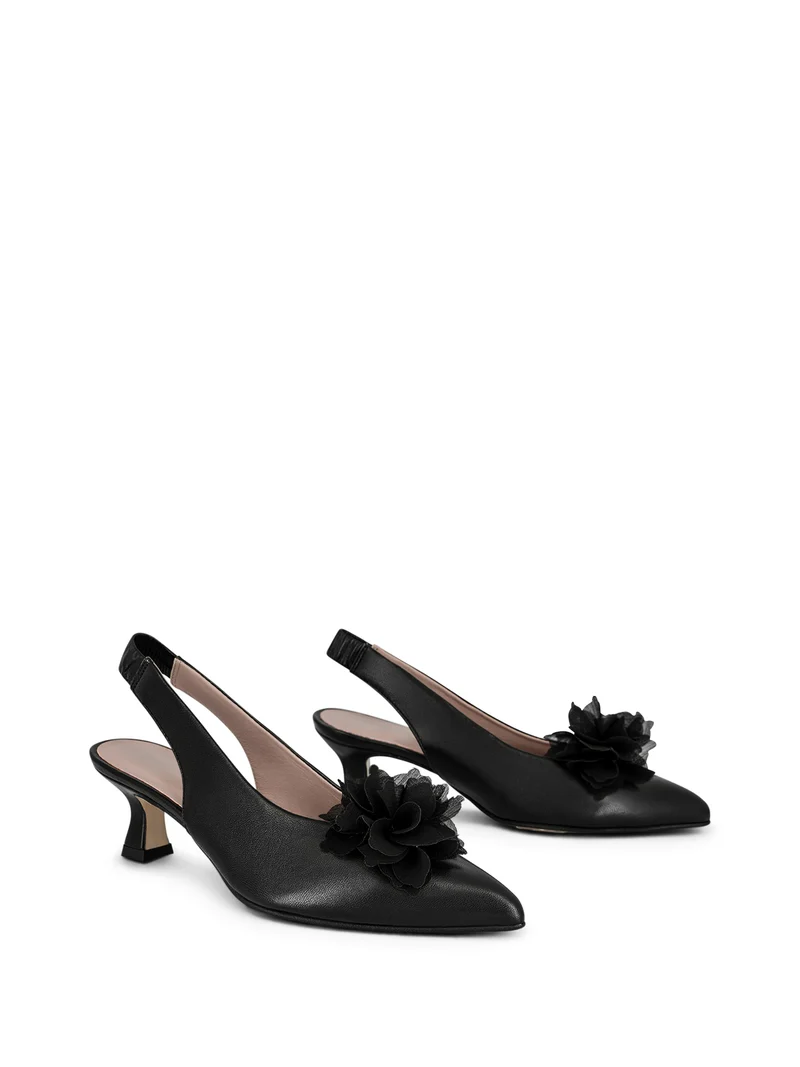 RUFFLE BLACK