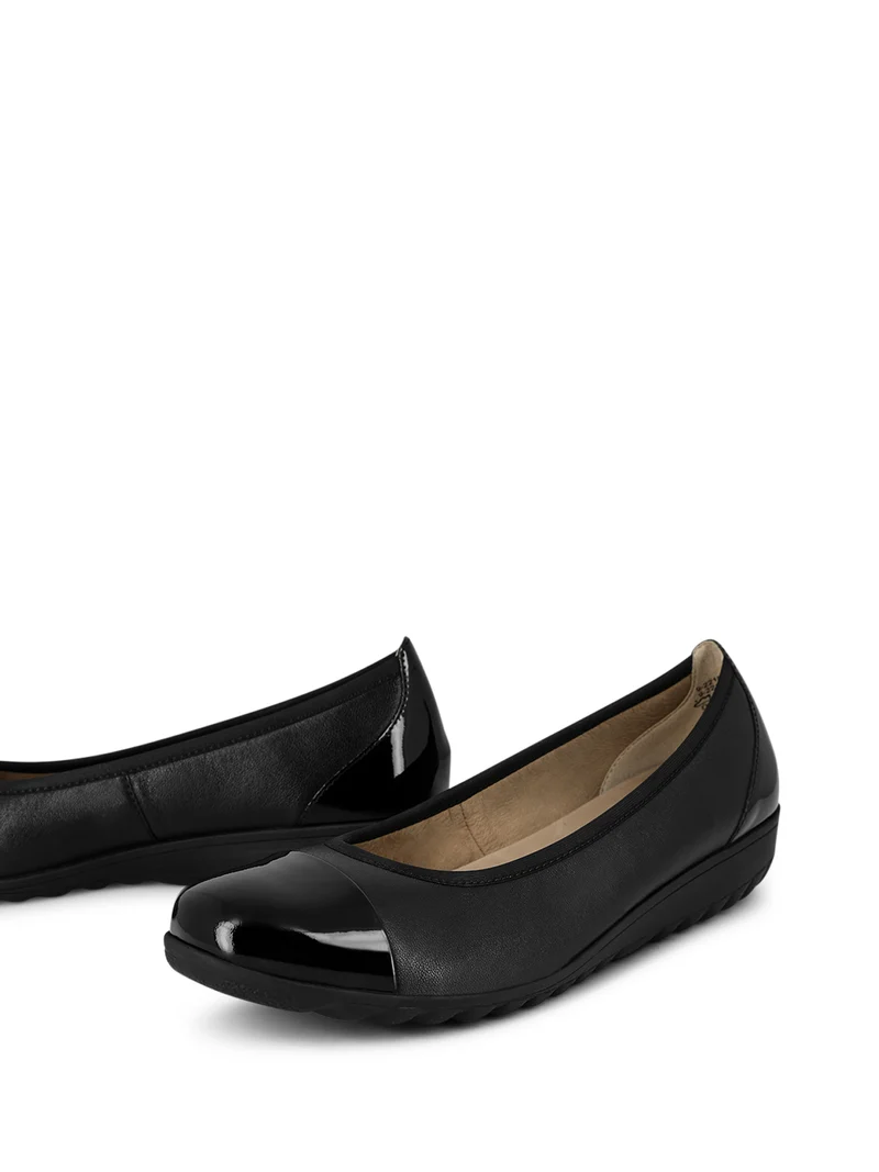 FABIA BLACK