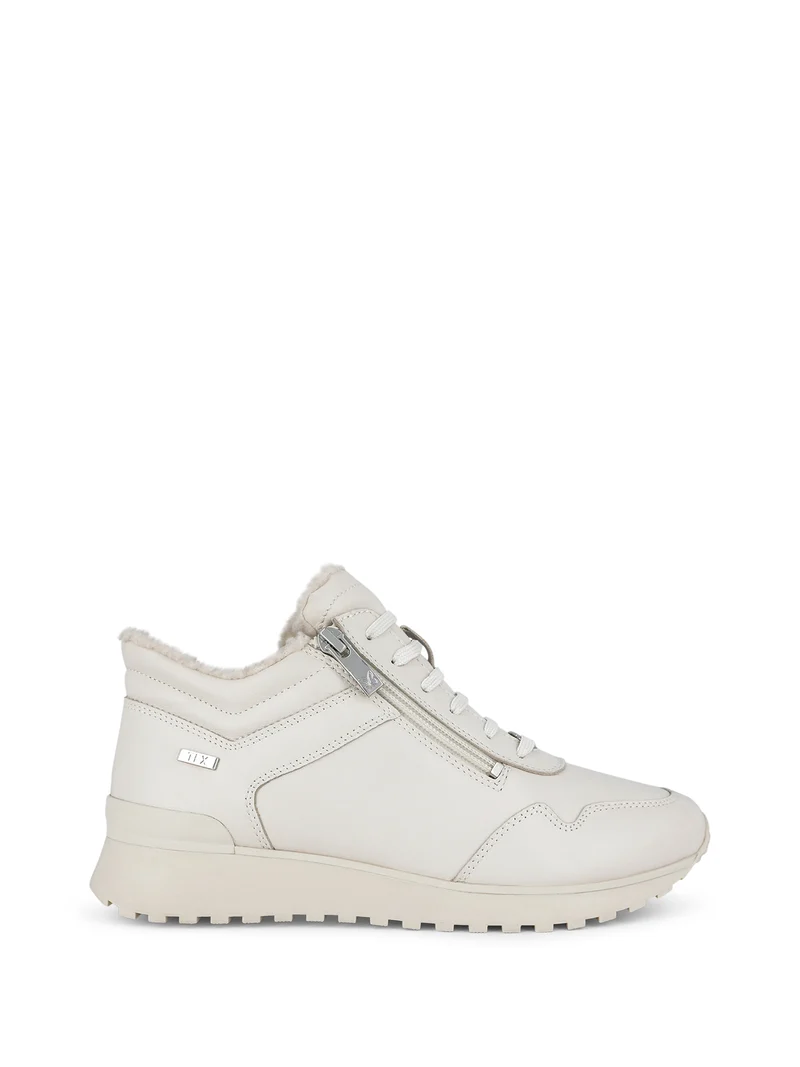 KAIA OFF WHITE