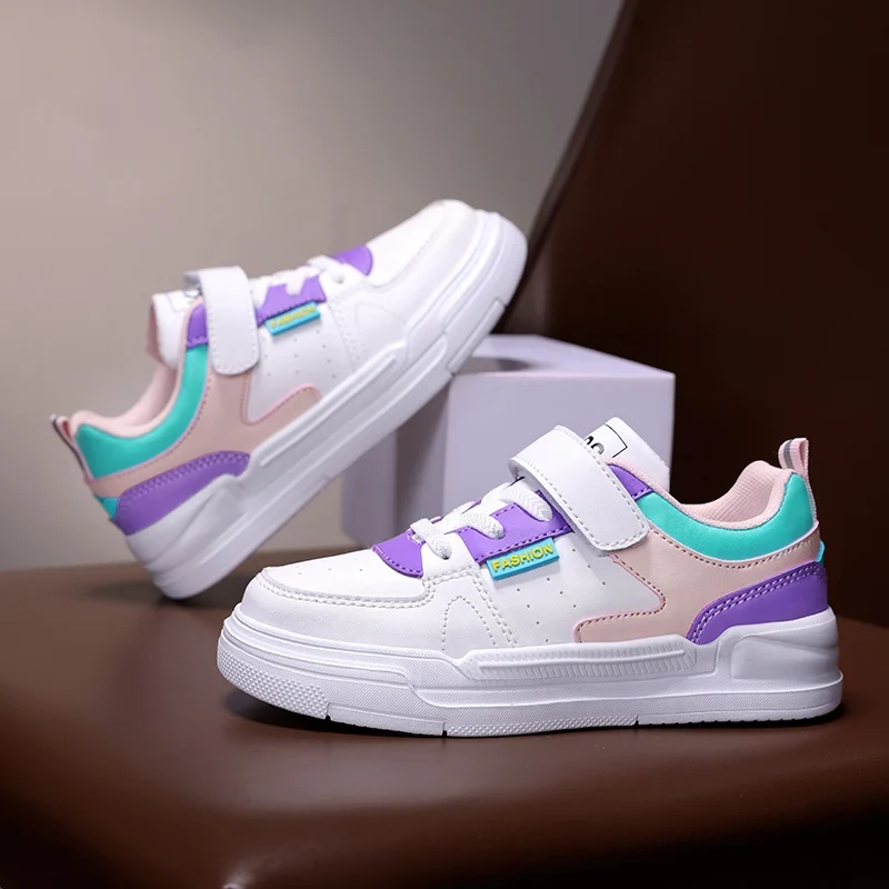 Tavero Kinder Sneaker Unisex mit Klettverschluss und PU-Obermaterial