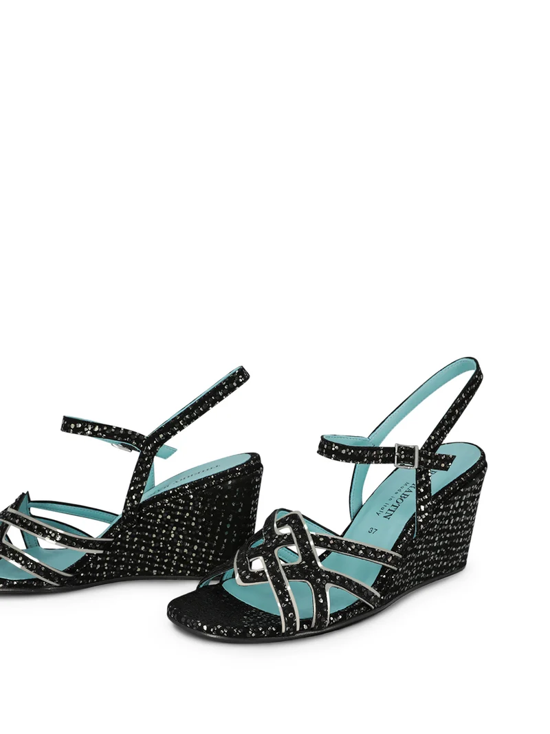 TARRANT BLACK