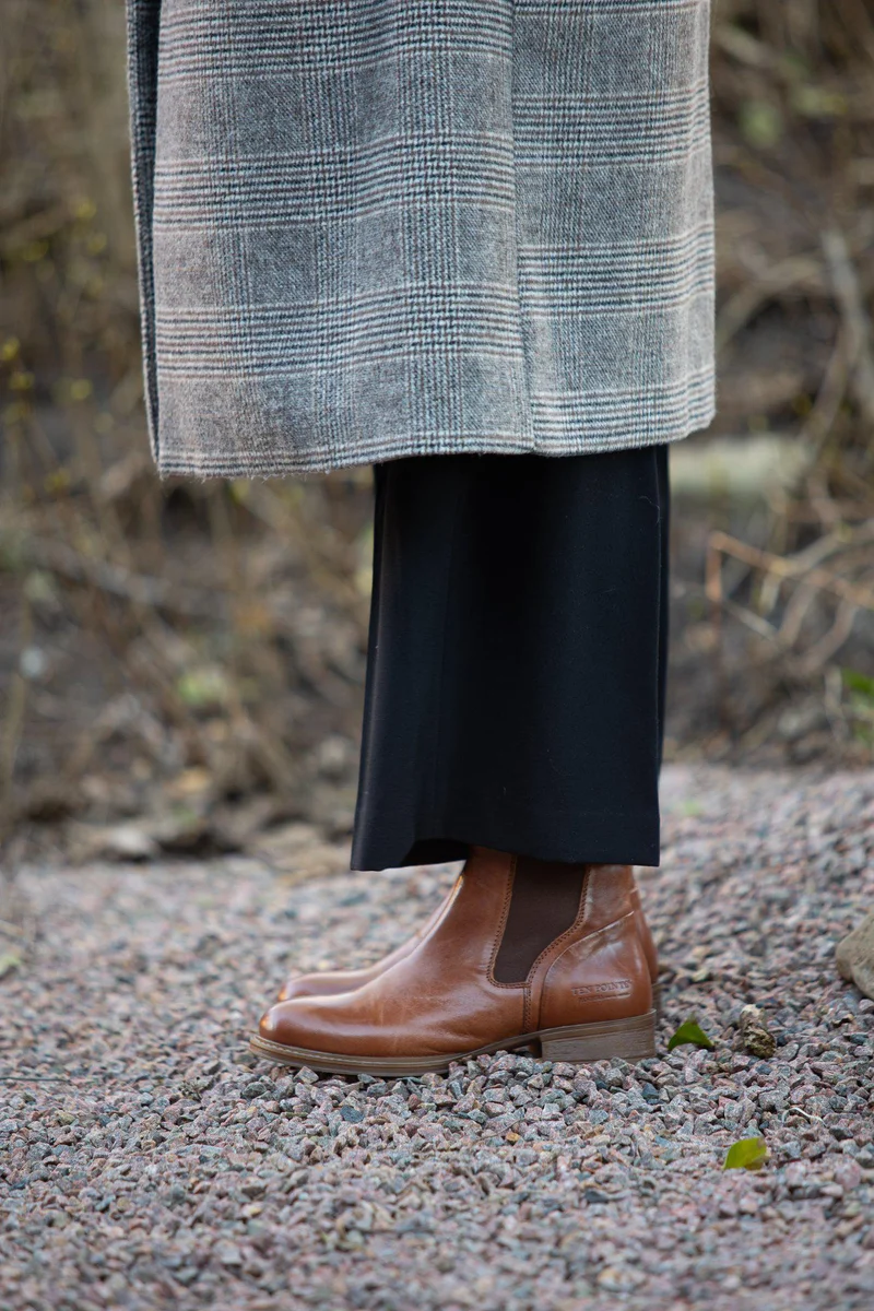 Pandora Chelsea boots — Cognac