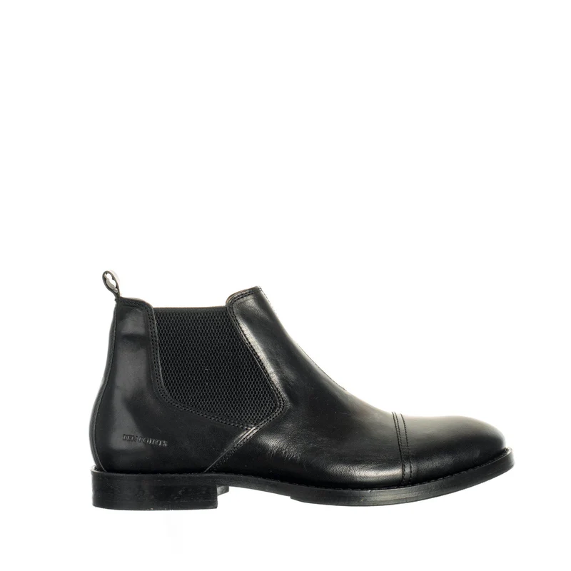 New Mercury Chelsea boots — Black