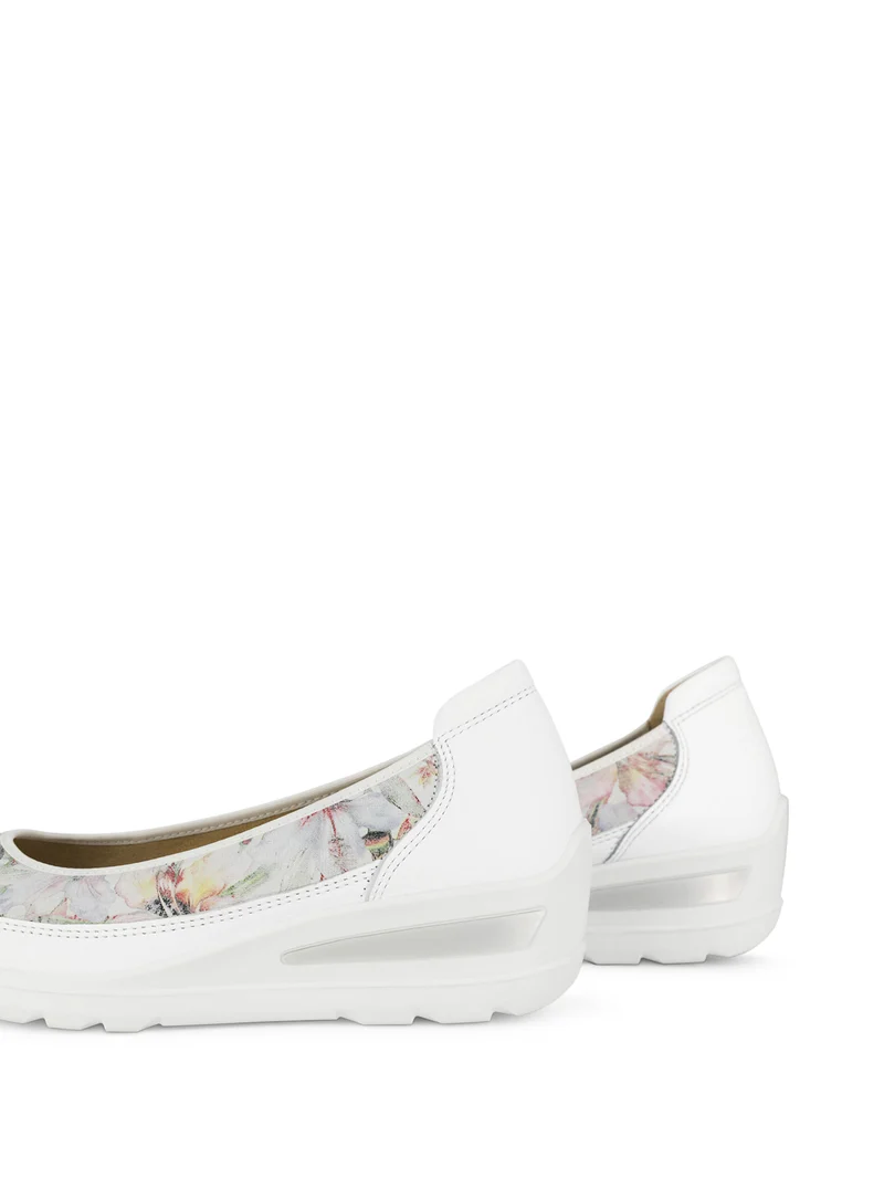 ABABA WHITE~FLORAL