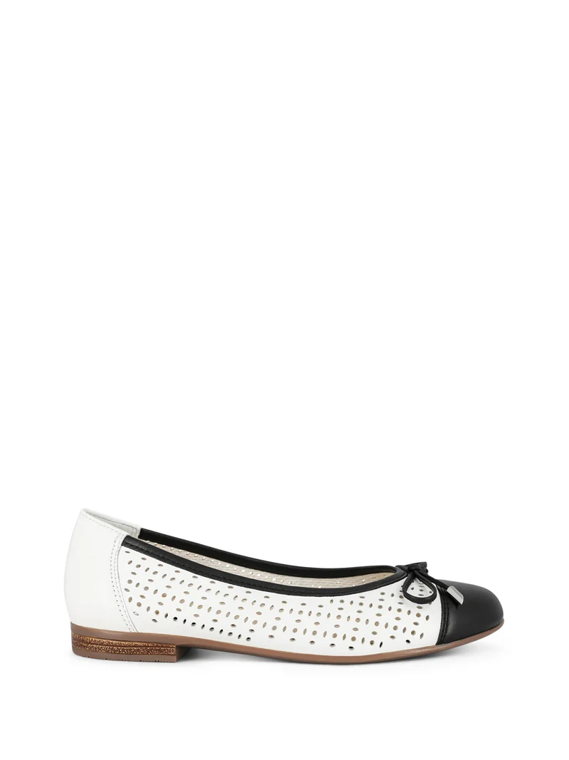 AMARA WHITE~BLACK