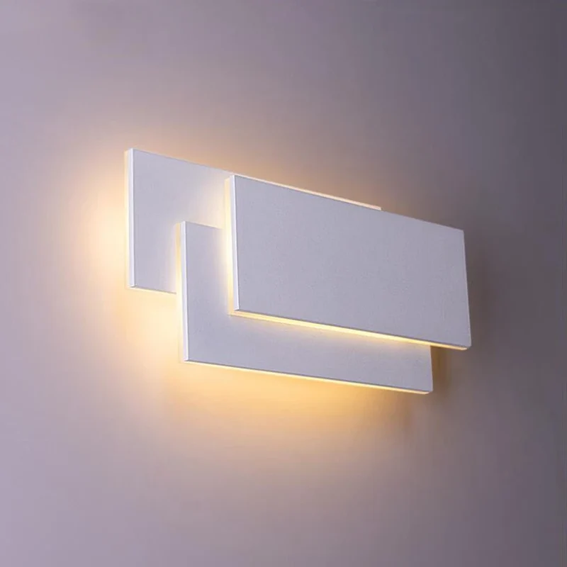 Velmora LED Wandleuchte mit Aluminiumgehäuse und mehrschichtigem Lichtdesign