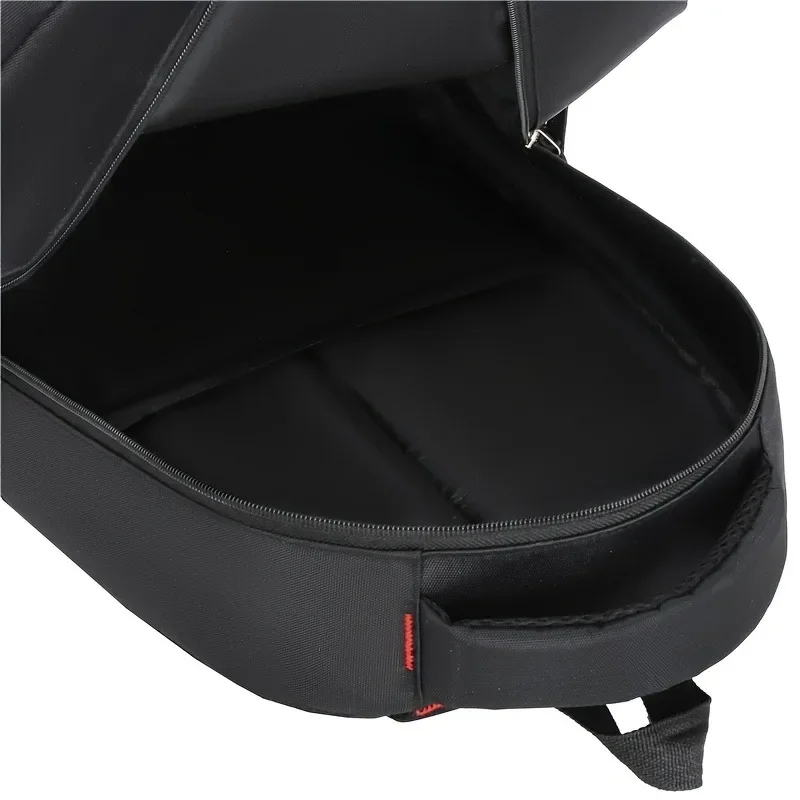 Kompakter Rucksack mit Reißverschluss