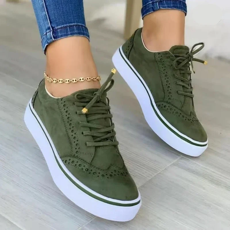 Alveria Damen Sneaker mit Schnürung