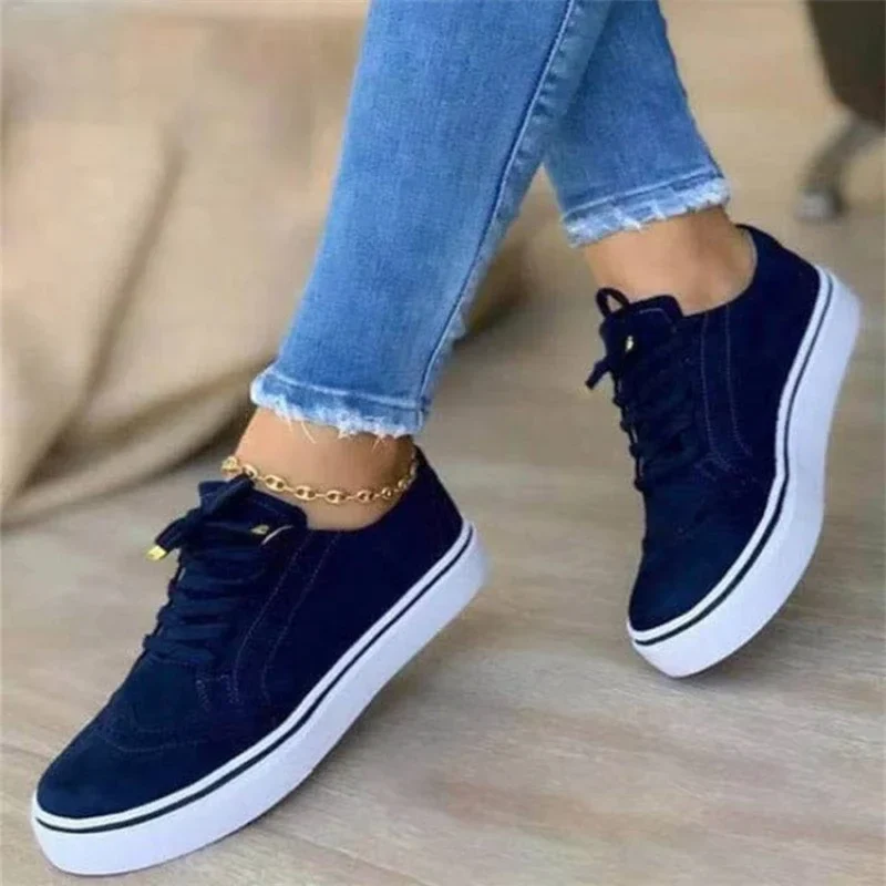 Alveria Damen Sneaker mit Schnürung
