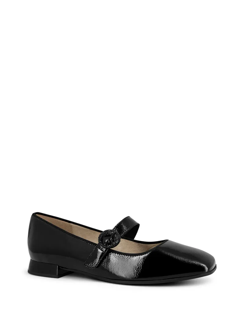 VARLA BLACK