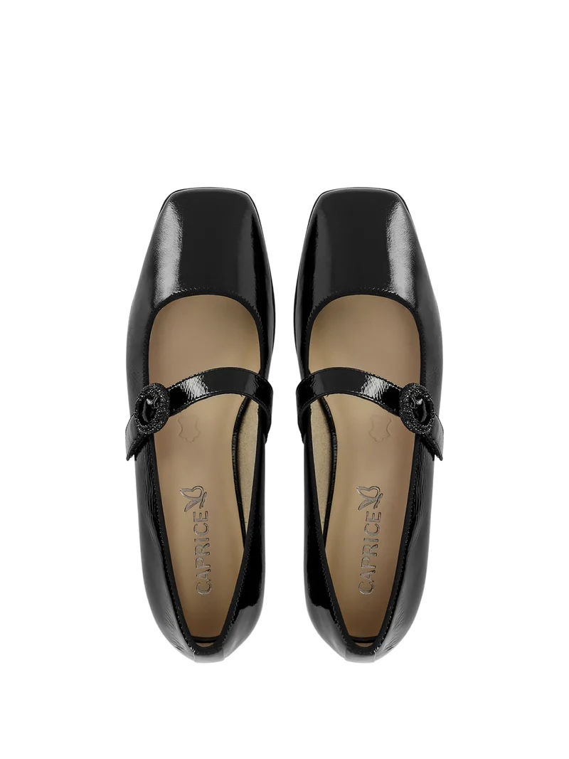 VARLA BLACK