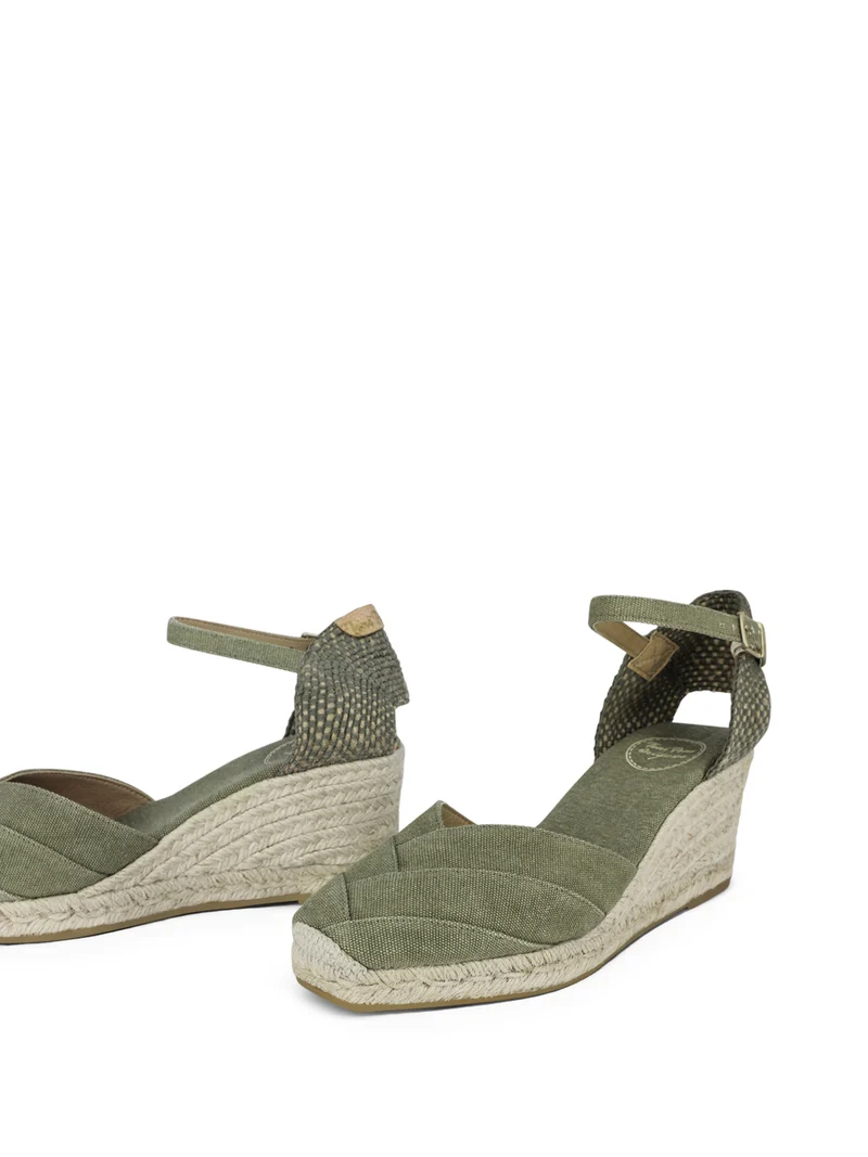 CLARAT KHAKI