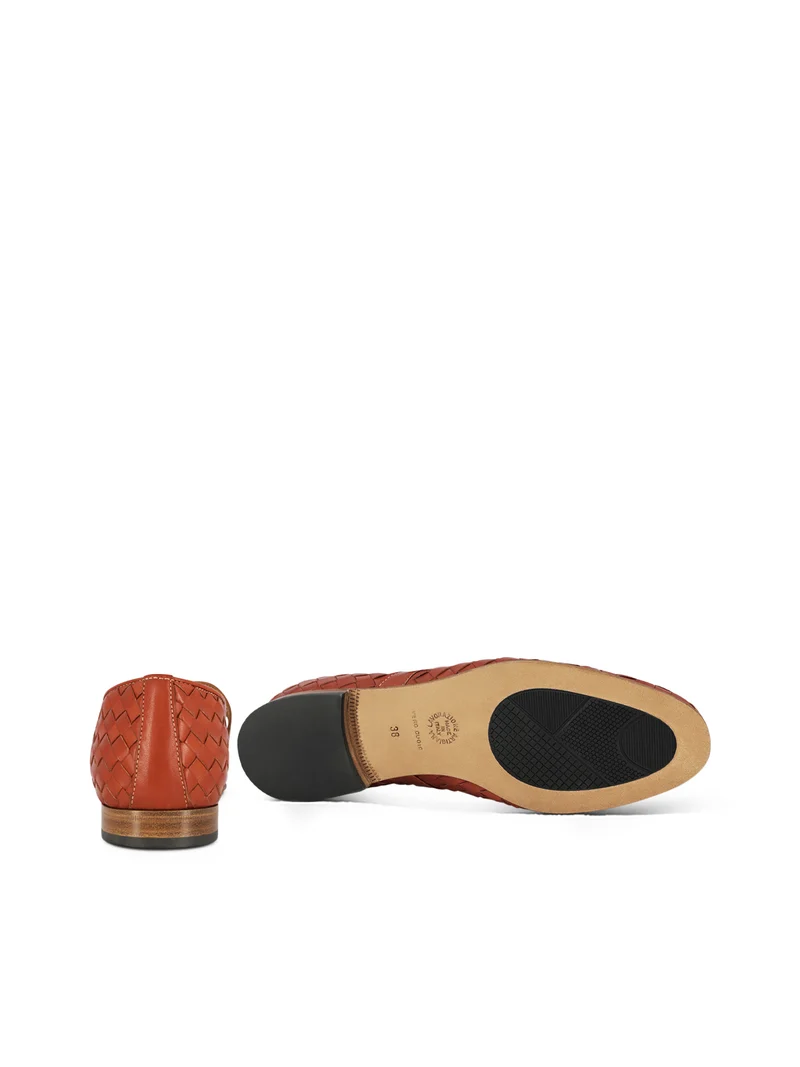 MONTAGUE TERRACOTTA
