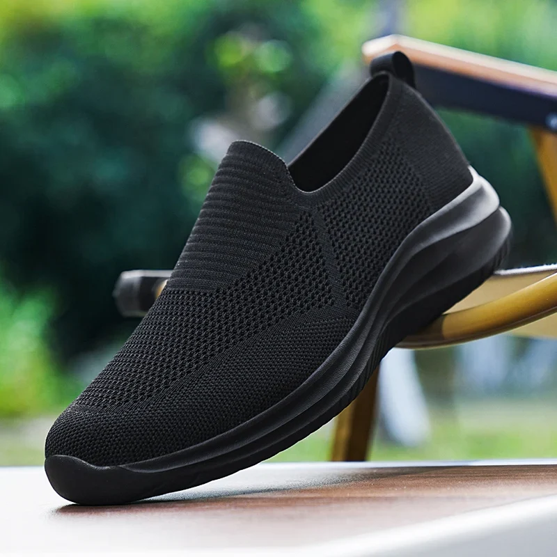 Meravon Herren Slip-On Sneaker mit atmungsaktivem Obermaterial