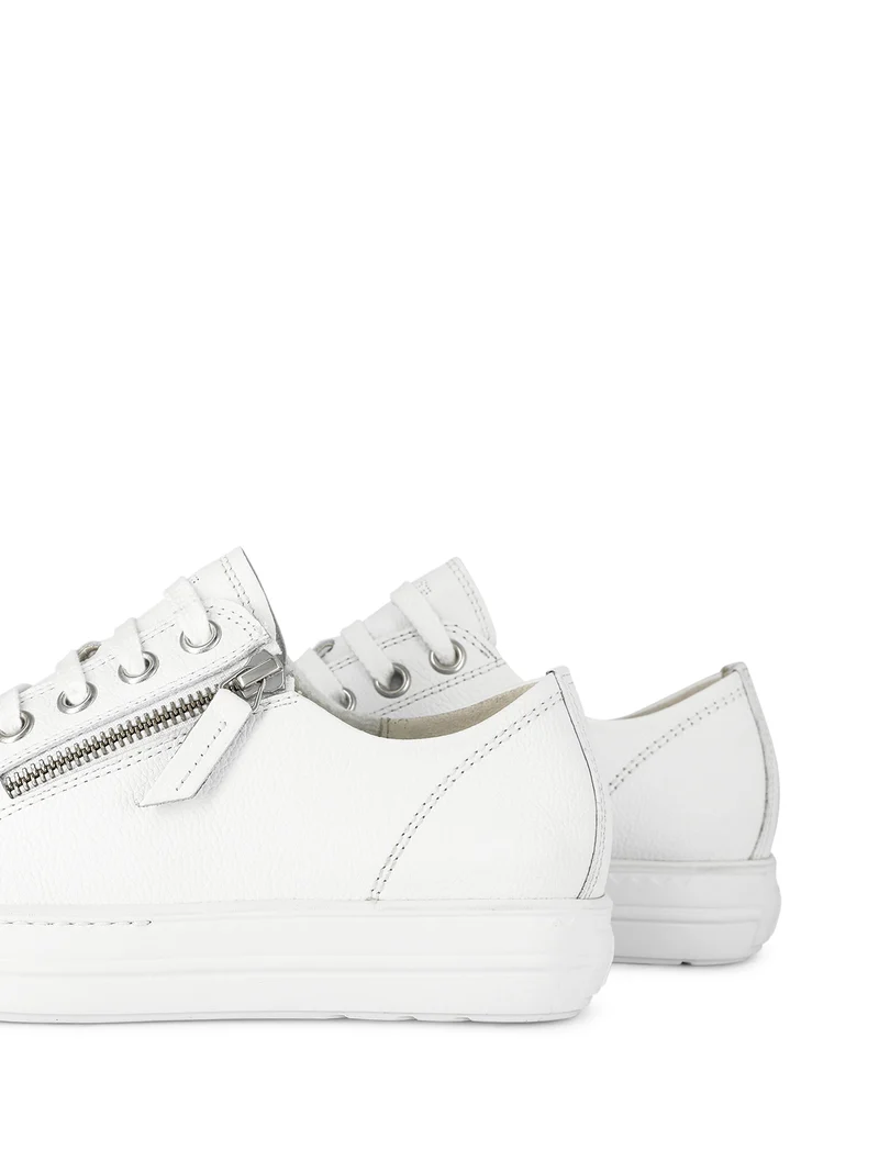 PEDRIO WHITE