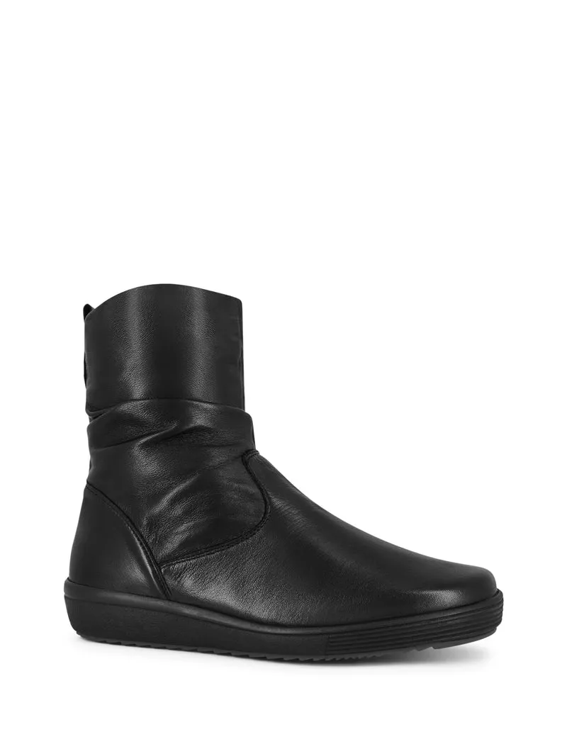 CALLAHAN BLACK