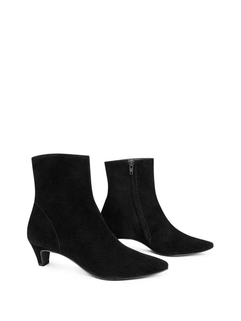 PUSANA BLACK