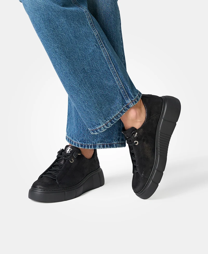 PALISADES BLACK