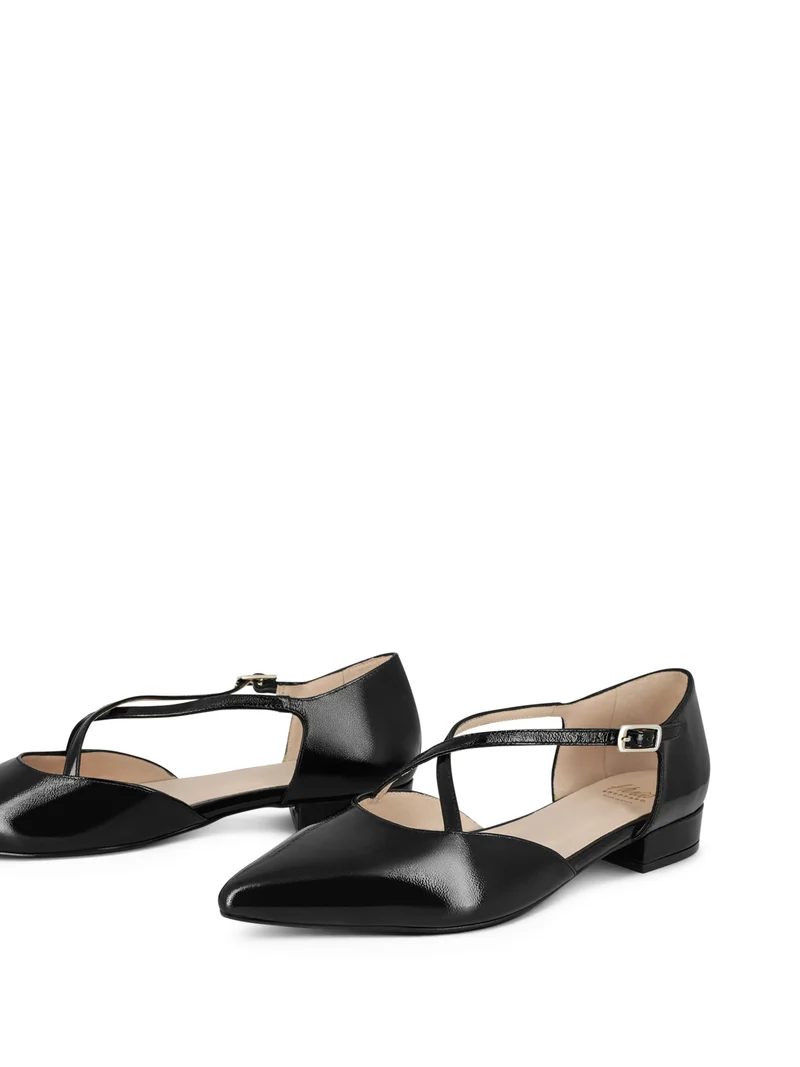 SELEN BLACK