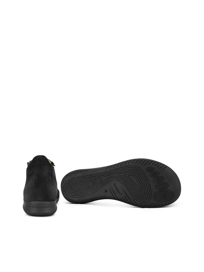 PADDOCK BLACK