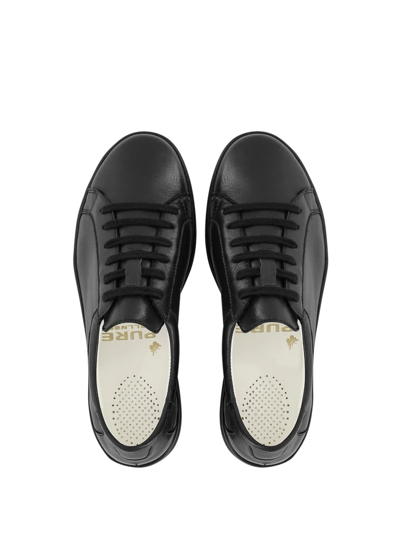 CRUE BLACK