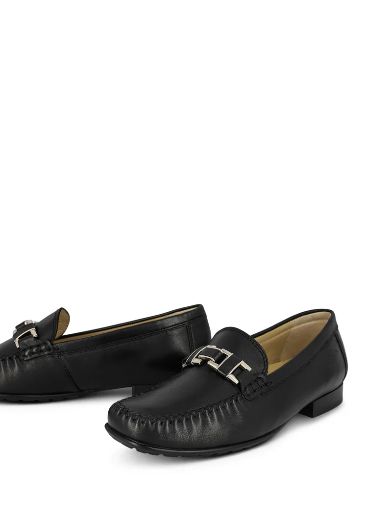 CAMBRIA BLACK