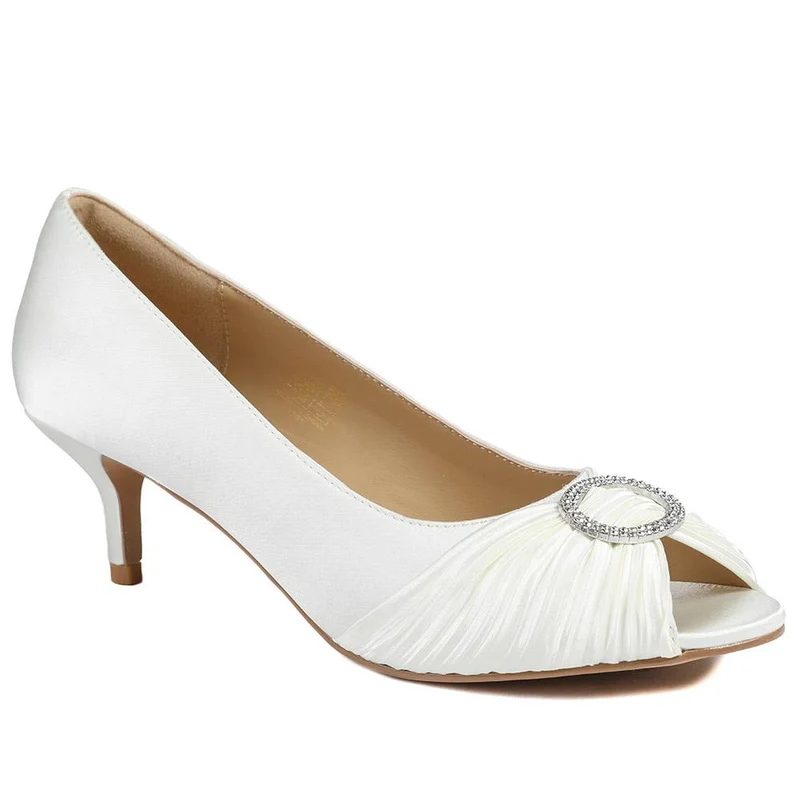 Zephira Elegant Stiletto Heel Court Shoes - ZEPHIRA / 329 097 - Ivory
