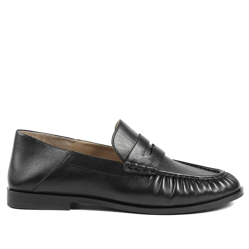 Petunia Leather Flared Heel Penny Loafers - PETUNIA / 328 898 - Black Leather
