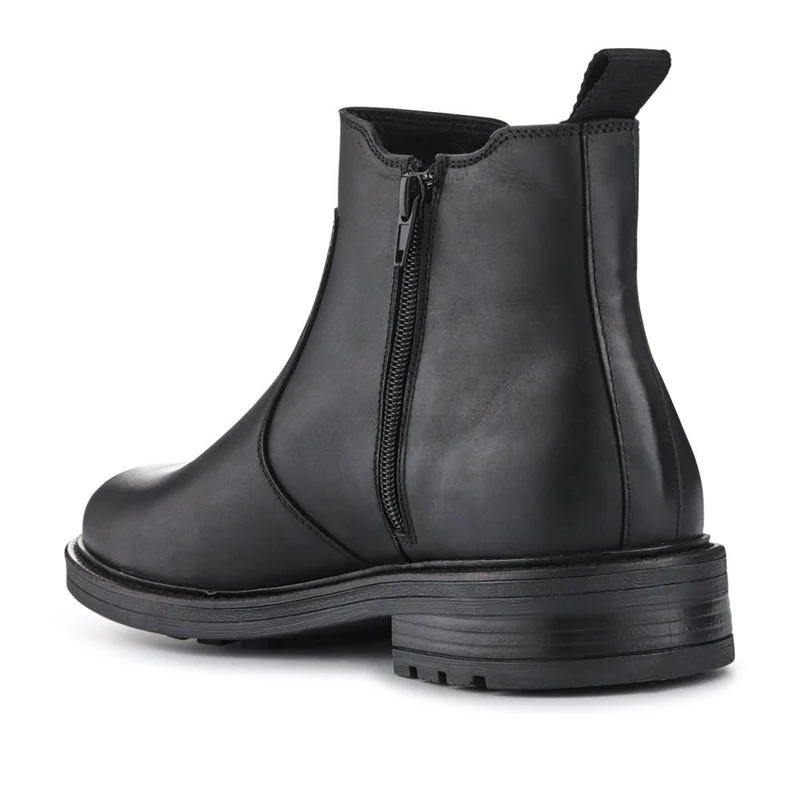 Feltham Heeled Leather Chelsea Boots - FELTHAM / 328 081 - Black