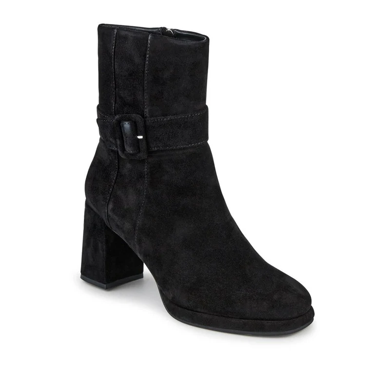 Lauralie Block-Heeled Leather Boots - LAURALIE / 328 023 - Black Suede