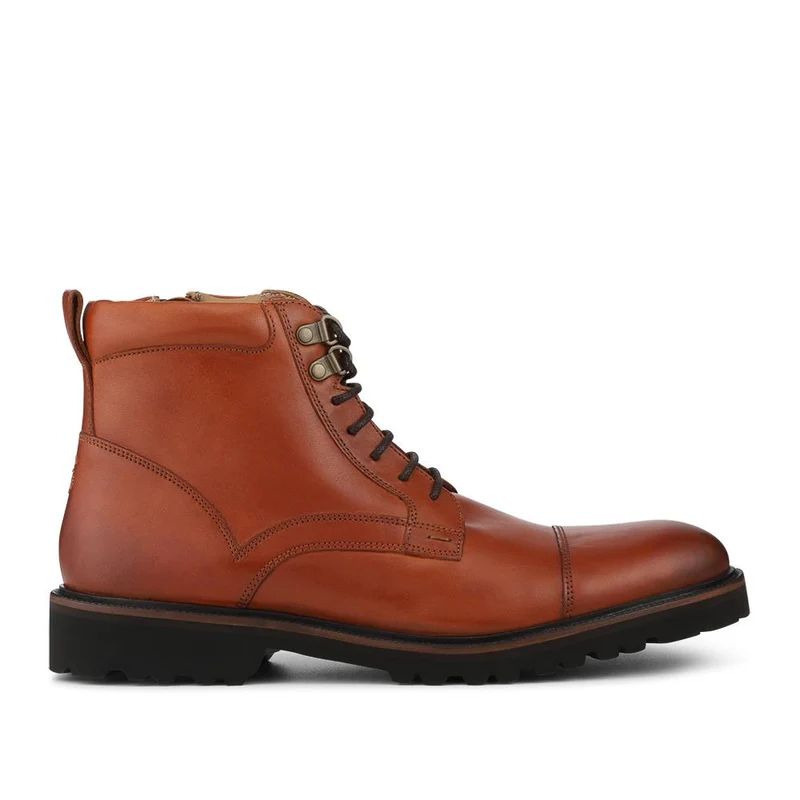 Oliver Sweeney Runcorn Antiqued Leather Boots - OLIVR42507 / 328 555
