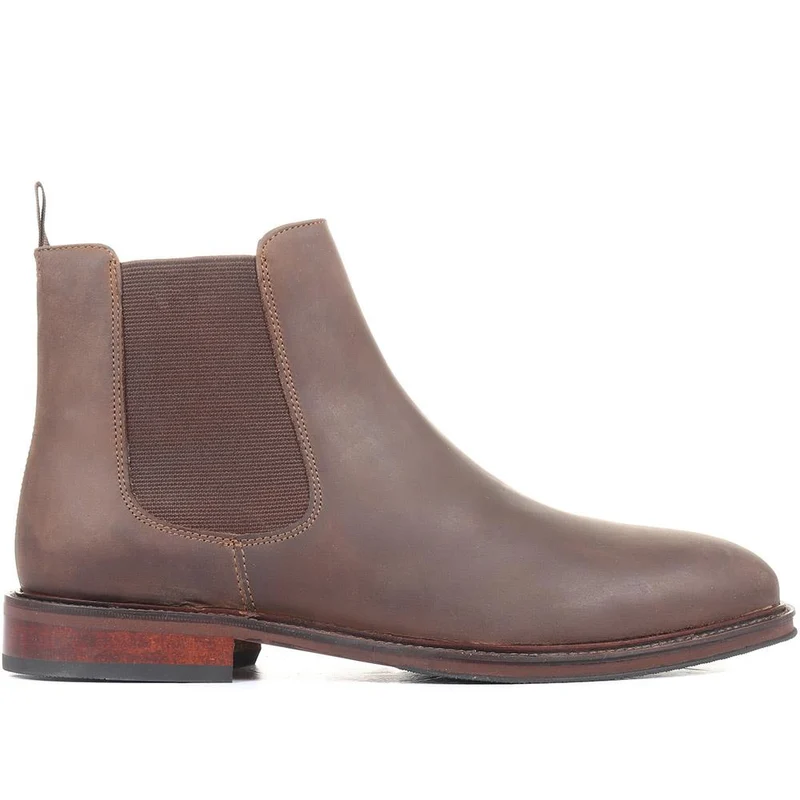 Debden Oiled Nubuck Leather Chelsea Boots - DEBDEN / 320 461