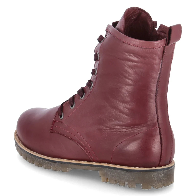 Schnürboots Rot
